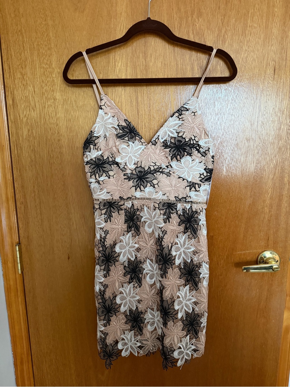 Minuet Petite Floral Lace Dress Size S NWT